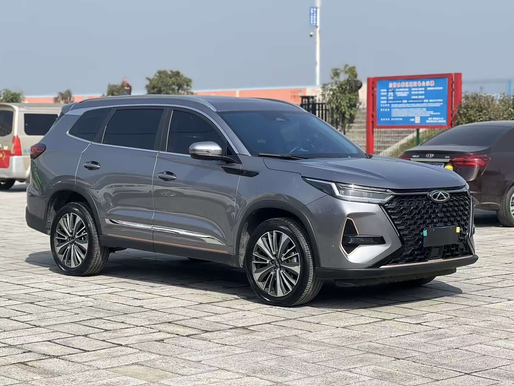 Chery Tiggo 8, 2023 3