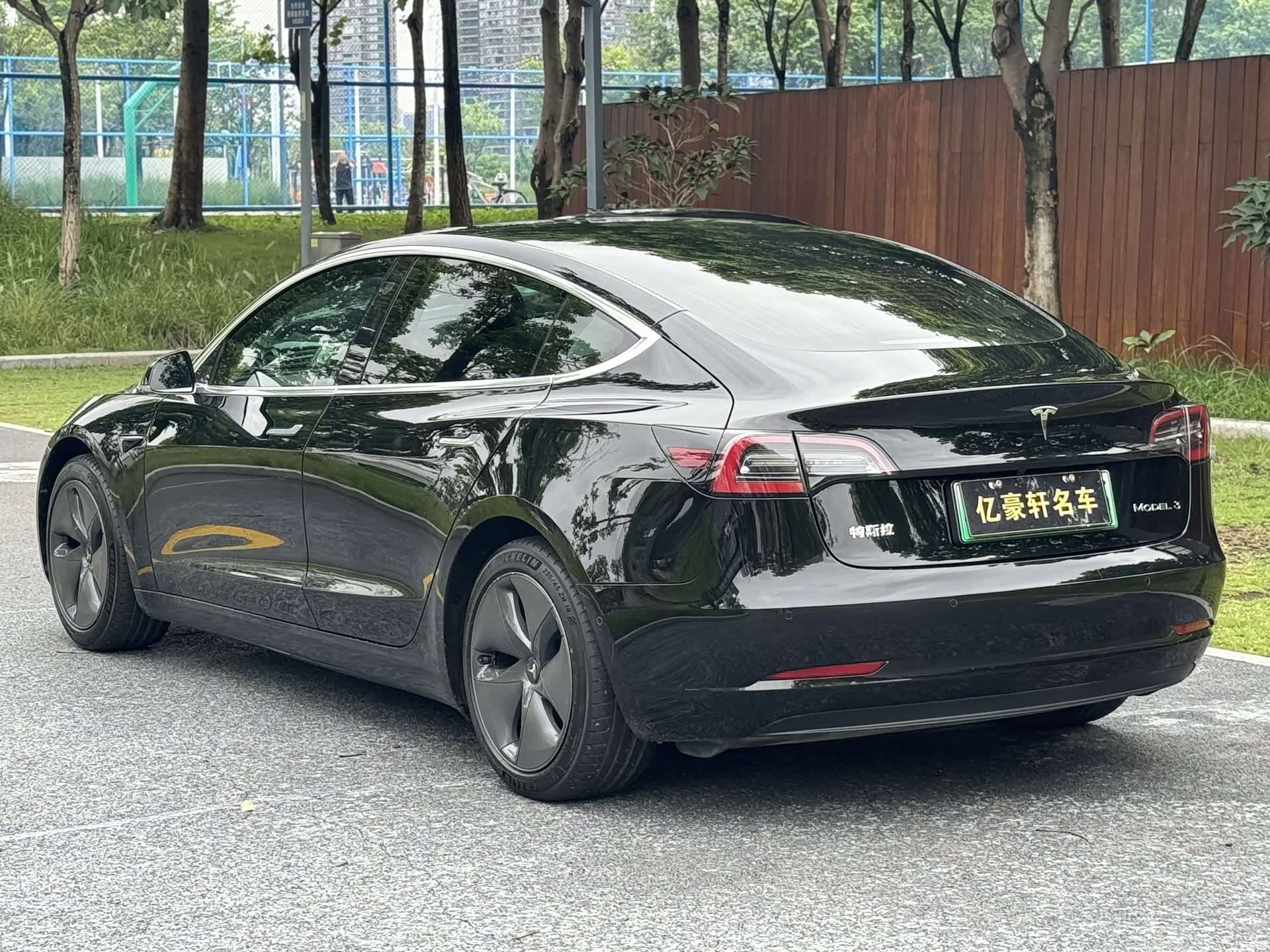 Tesla Model 3, 2020 7