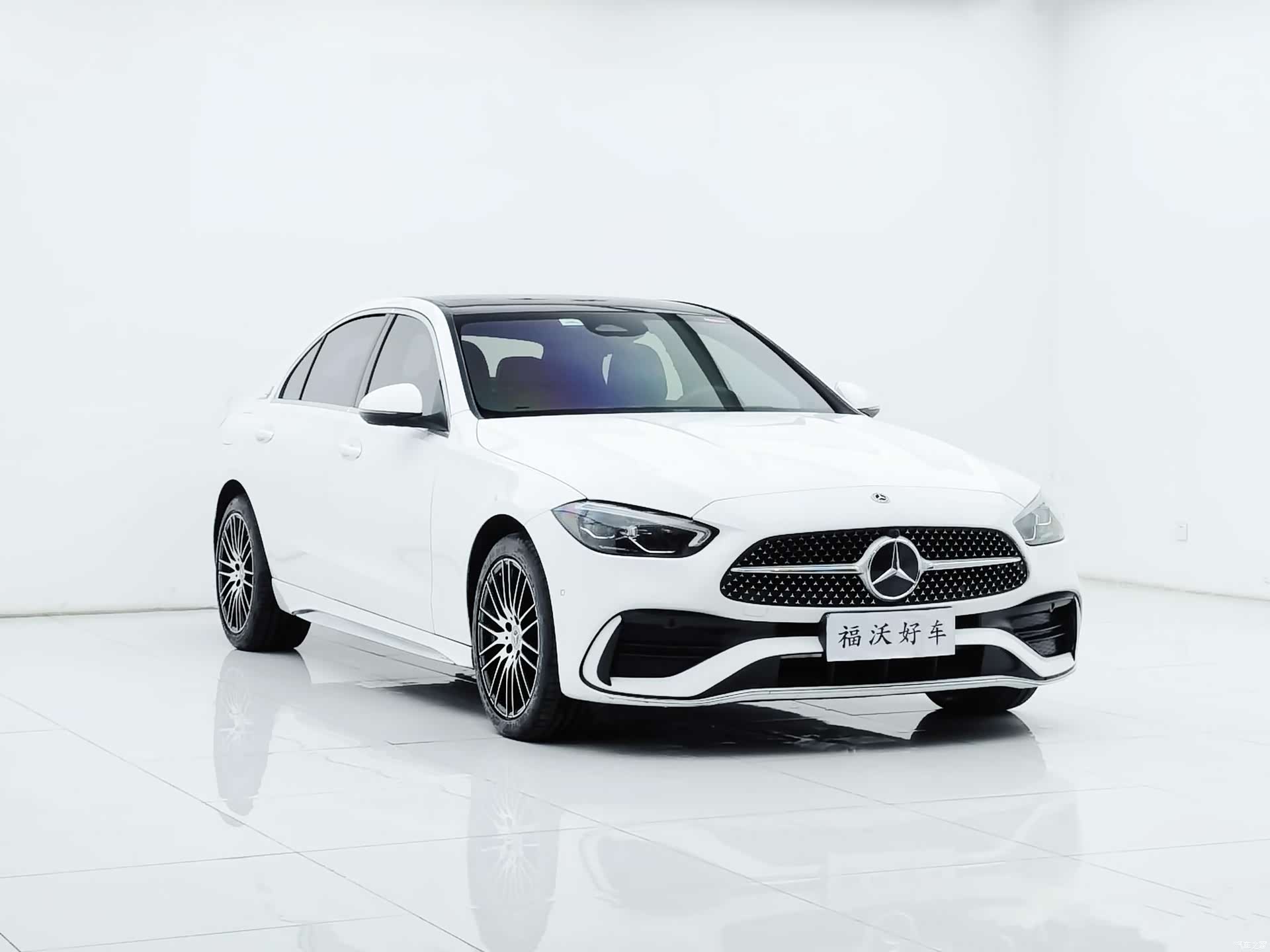 Mercedes-Benz C-Class, 2024 3