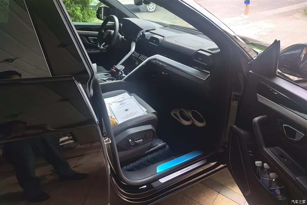 Lamborghini Urus, 2021 8