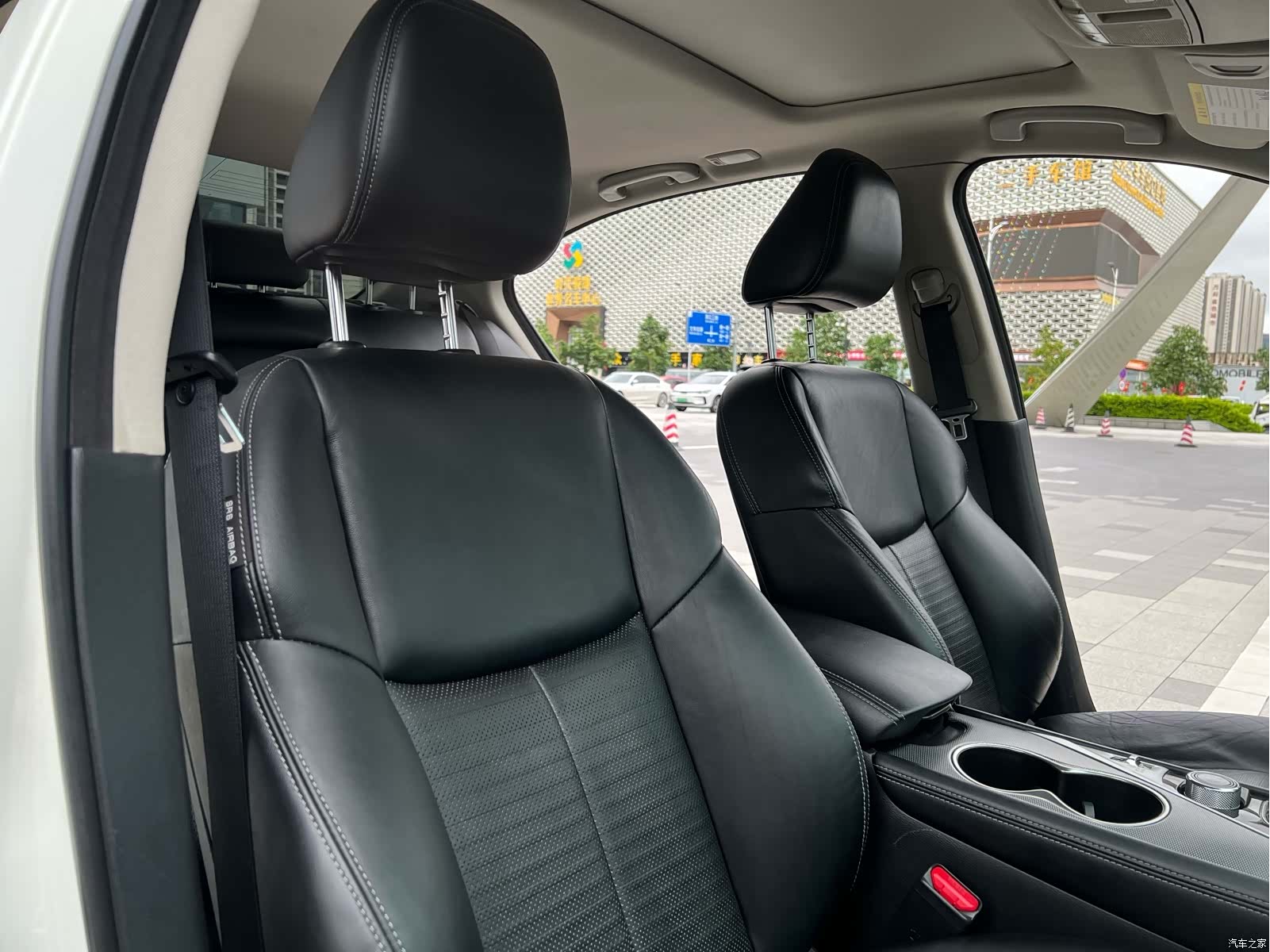 Infiniti Q50, 2017 9