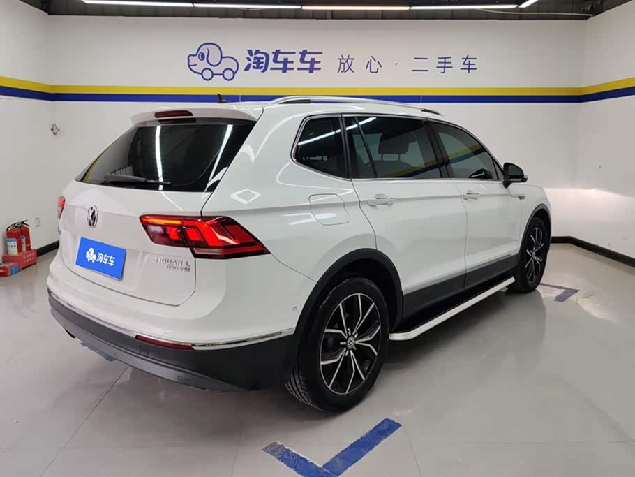 Volkswagen Tiguan L