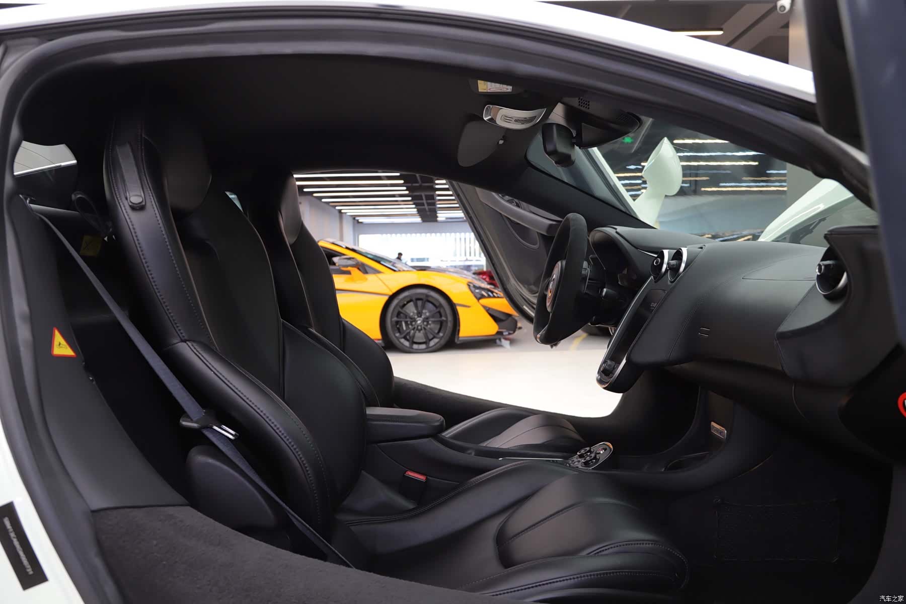 McLaren 540C, 2016 6