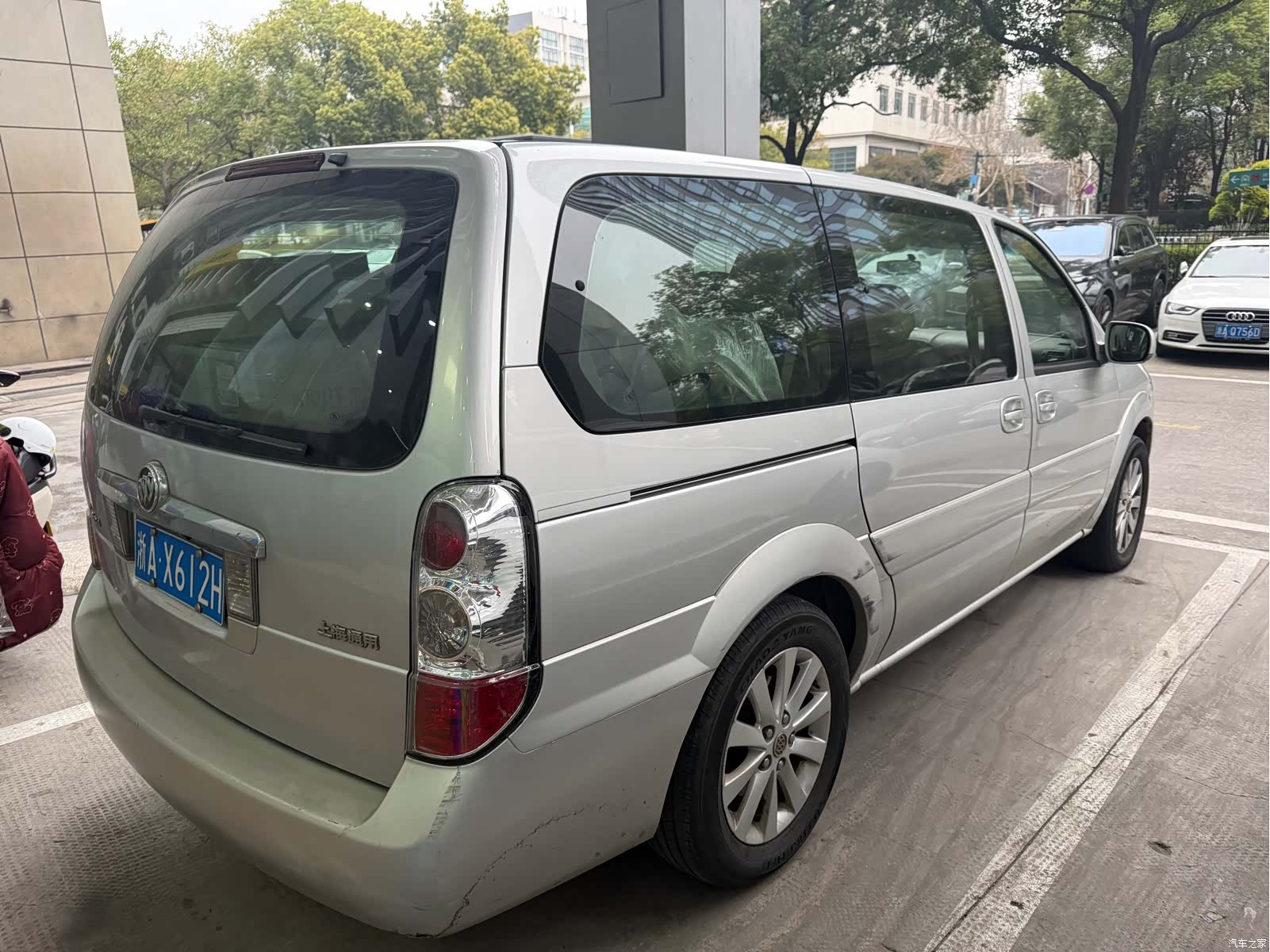 Buick GL8, 2015 все фото