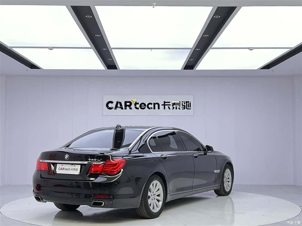 BMW 7 Series, 2011 все фото
