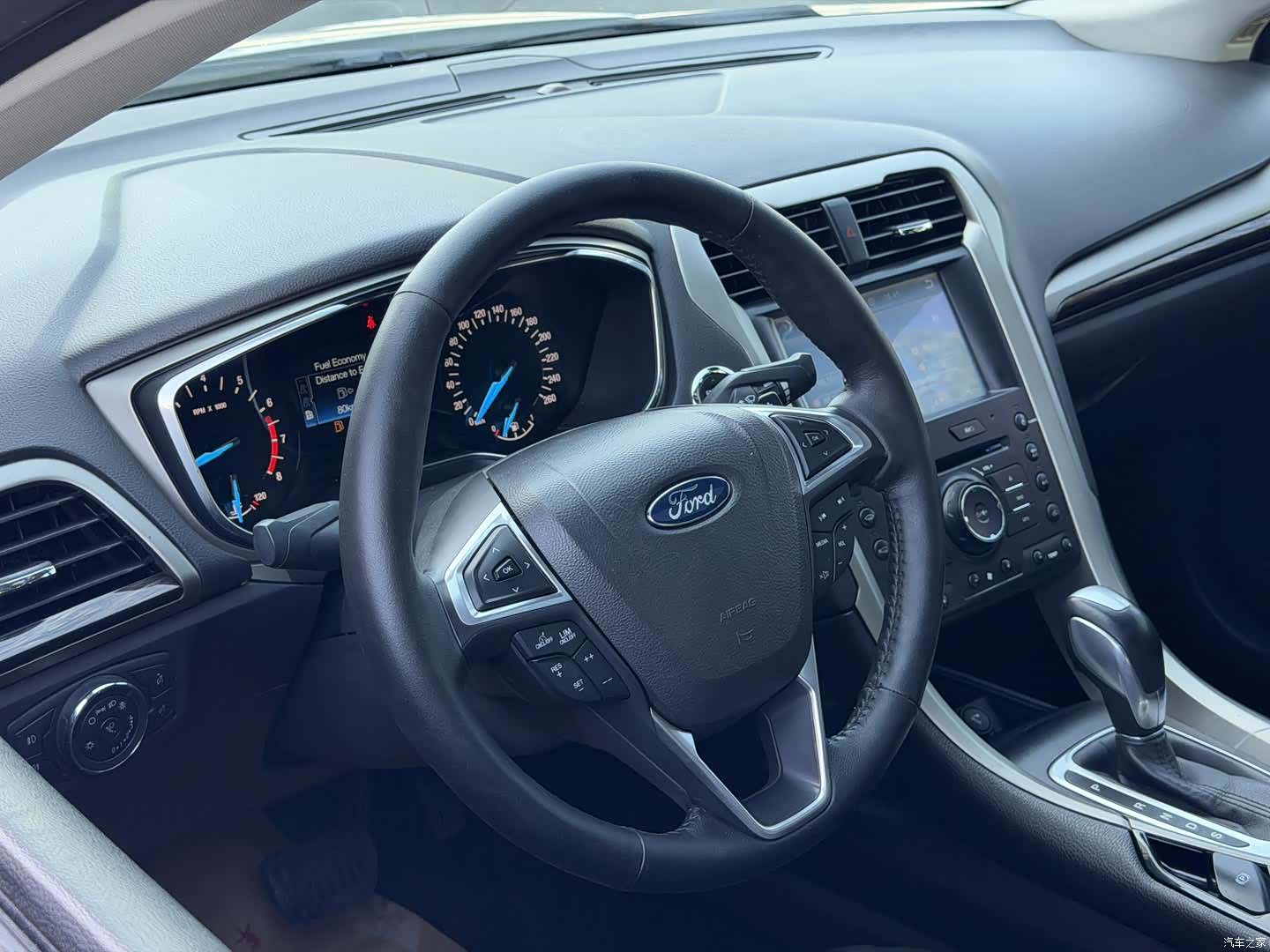 Ford Mondeo, 2014 7