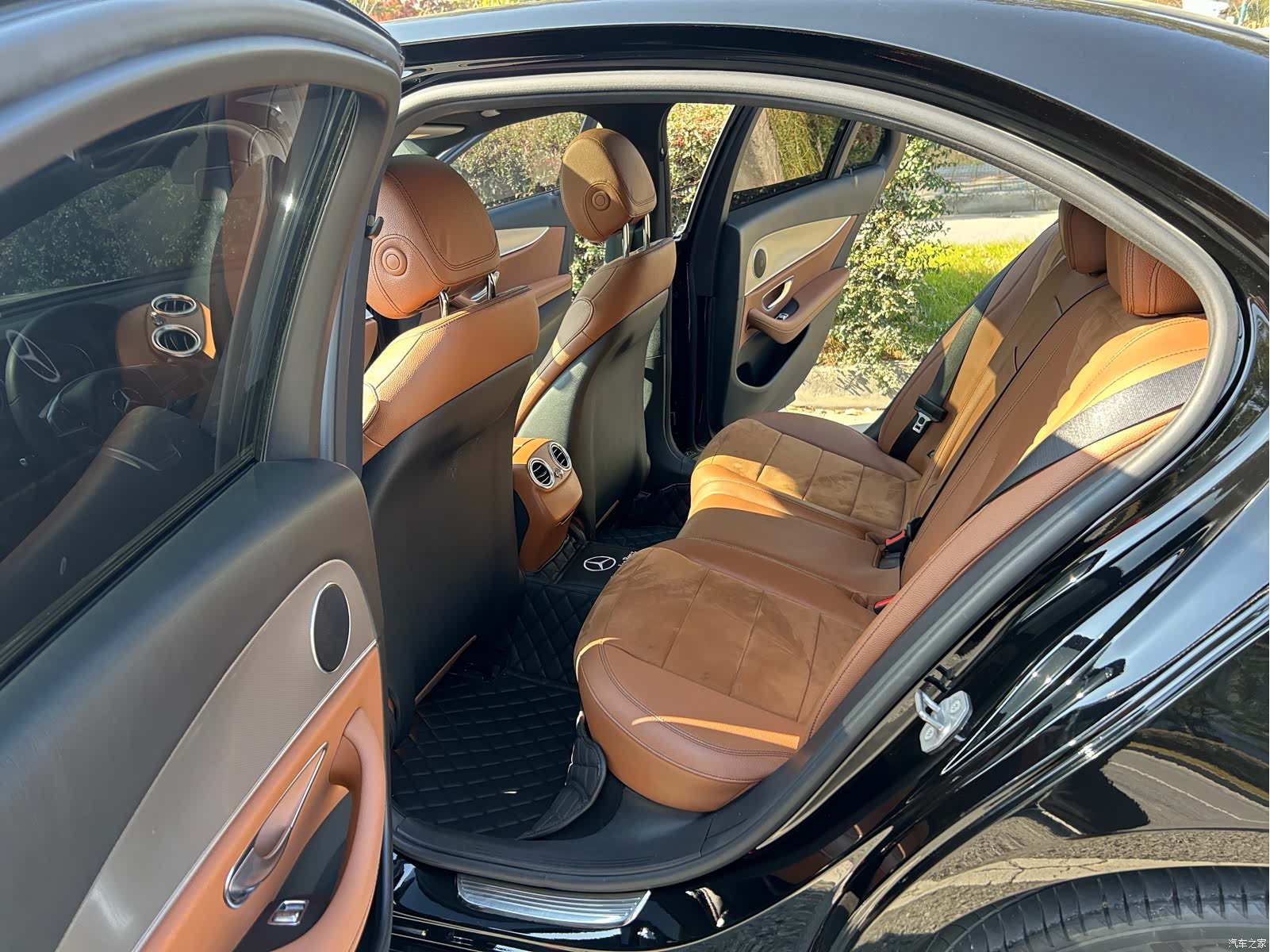 Mercedes-Benz E-Class, 2018 4