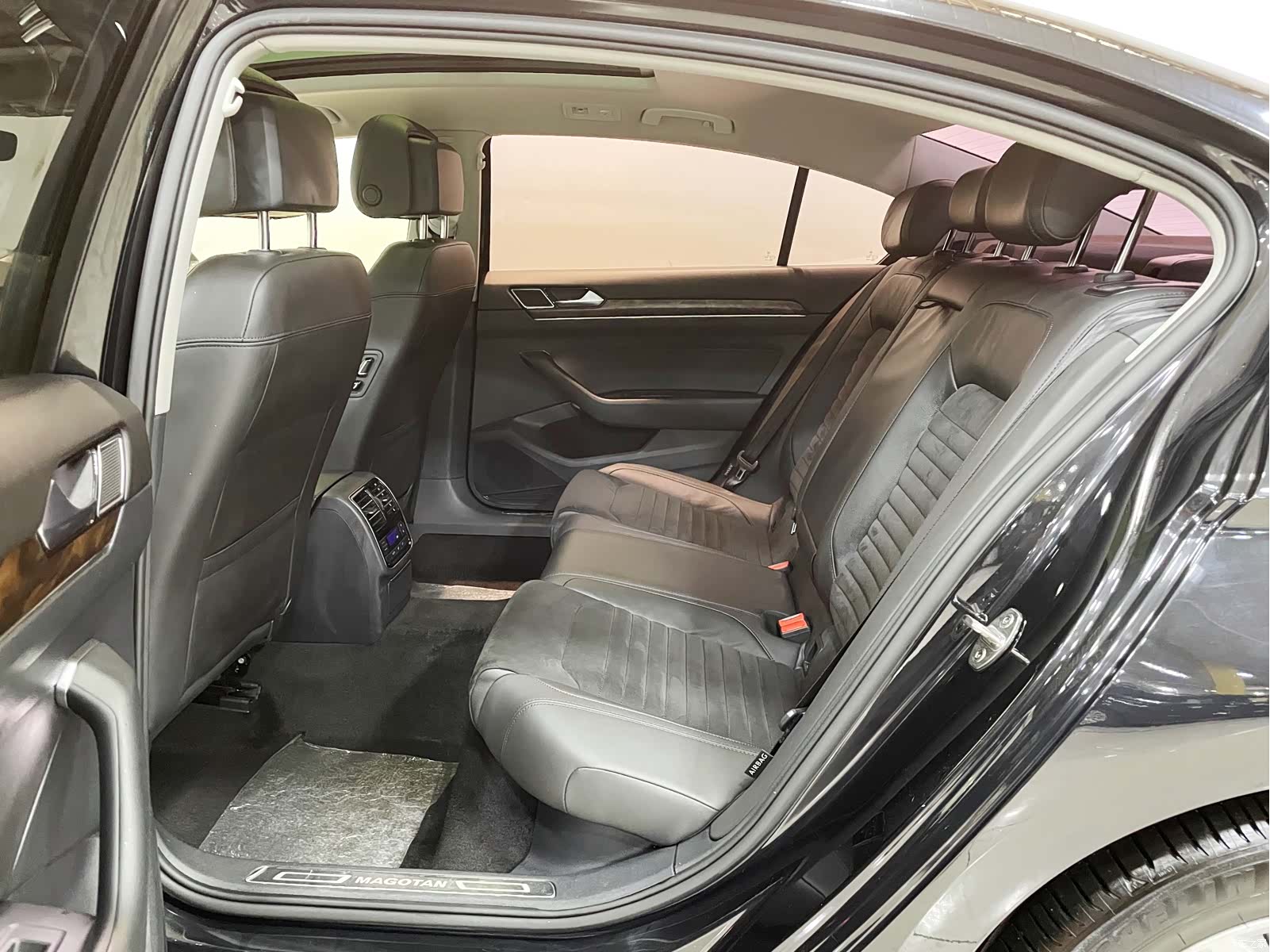 Volkswagen Magotan, 2017 17