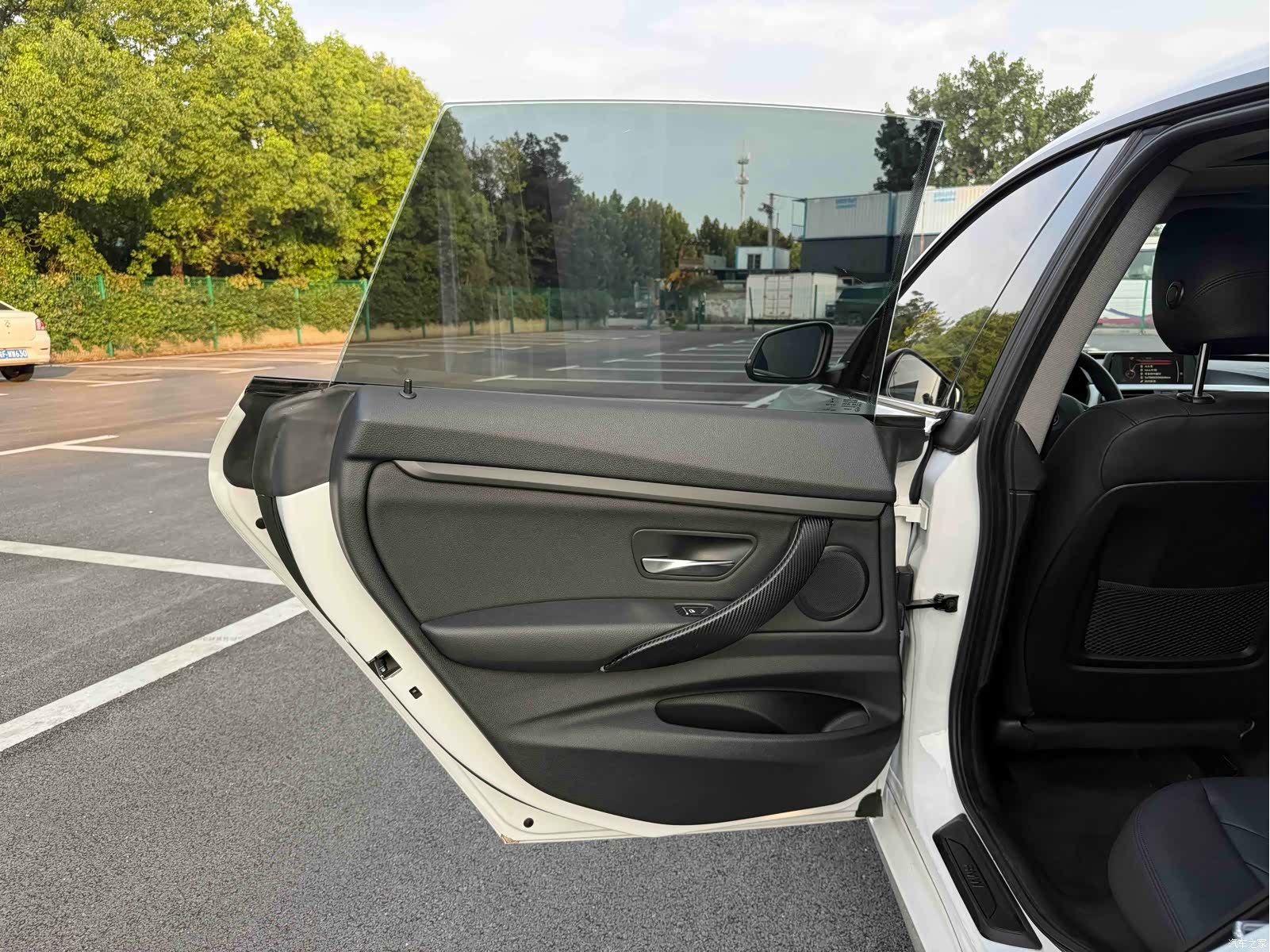 BMW 3 Series, 2017 9
