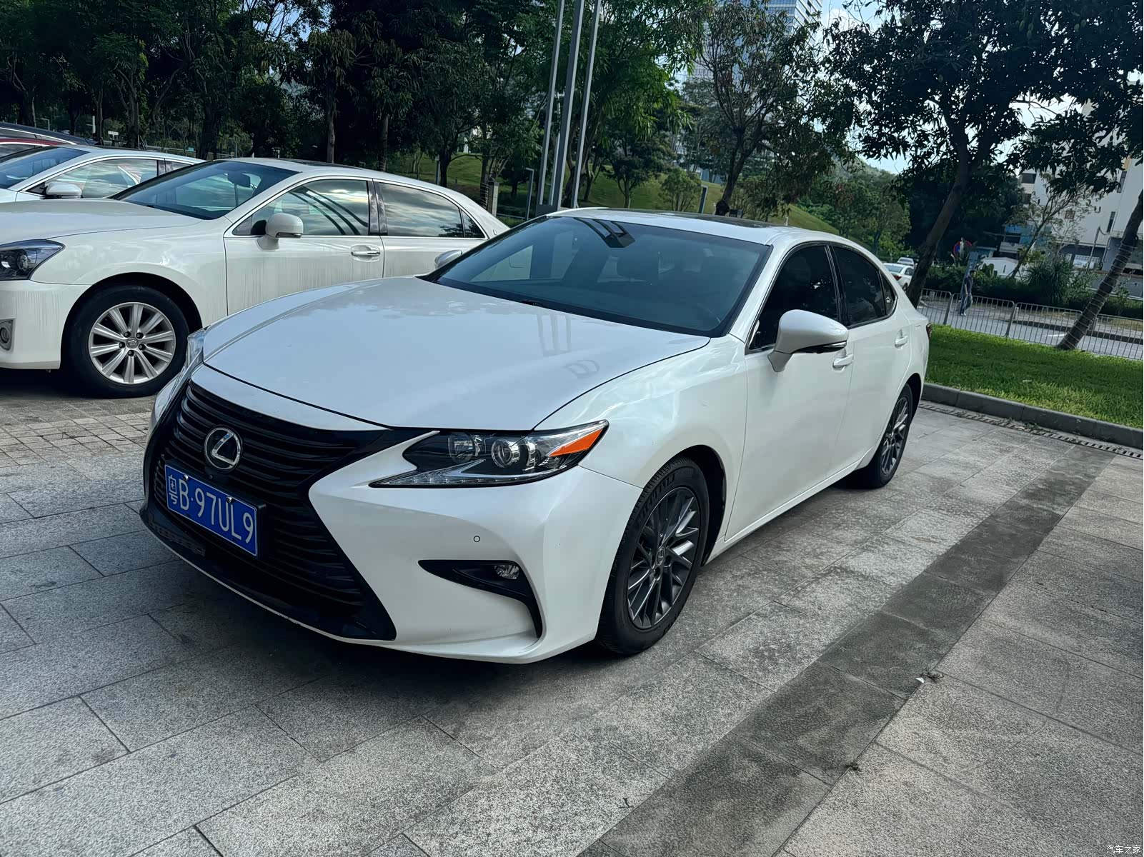 Lexus ES, 2018 3