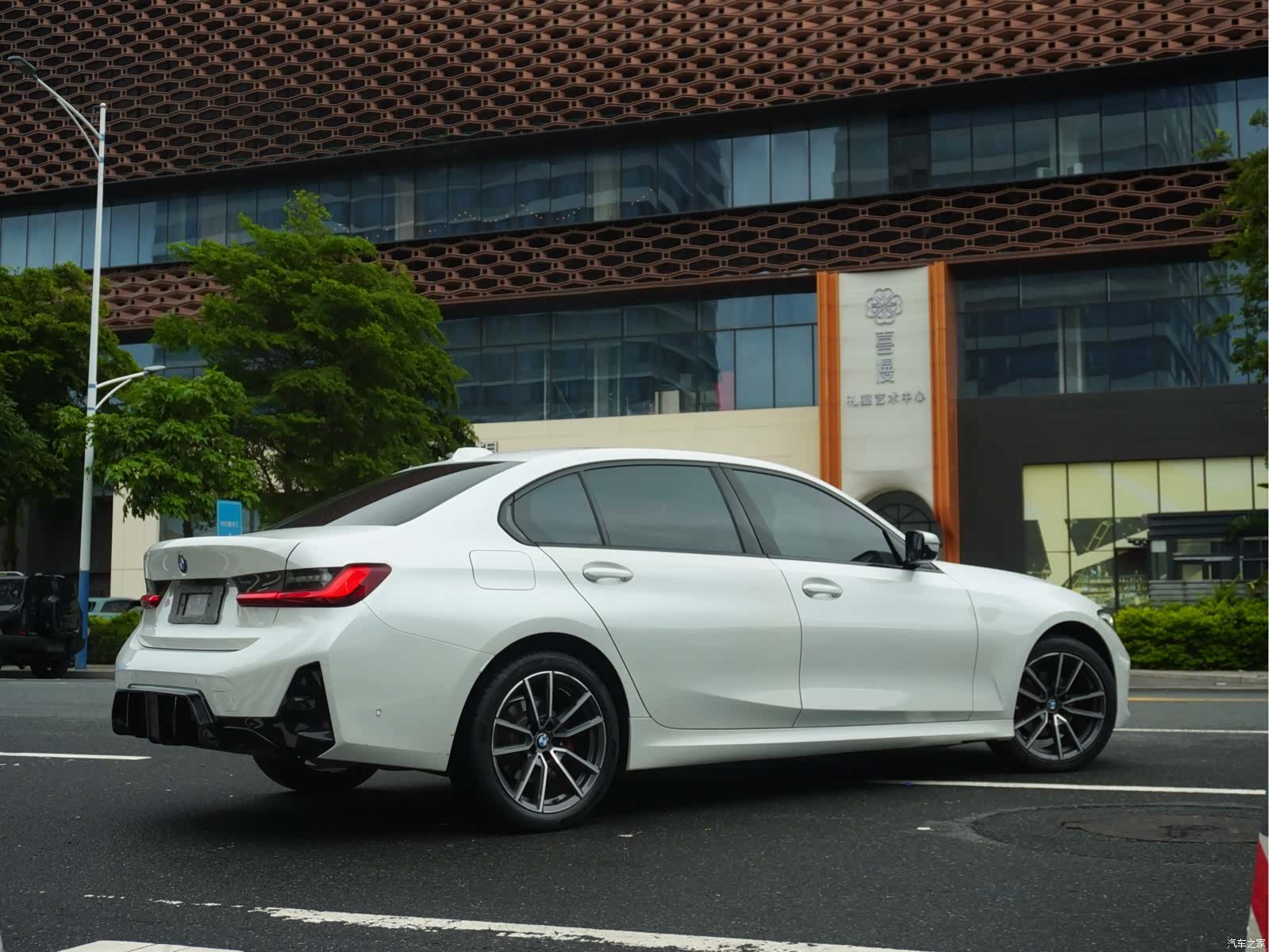 BMW 3 Series, 2023 6