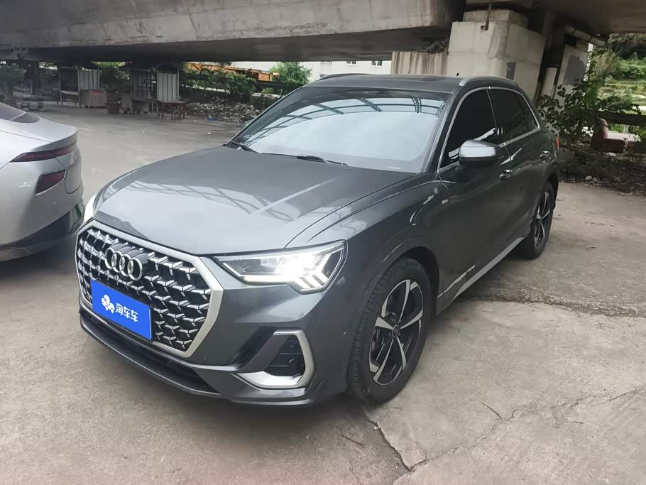 Audi Q3 2025 45 35TFSI Fashion