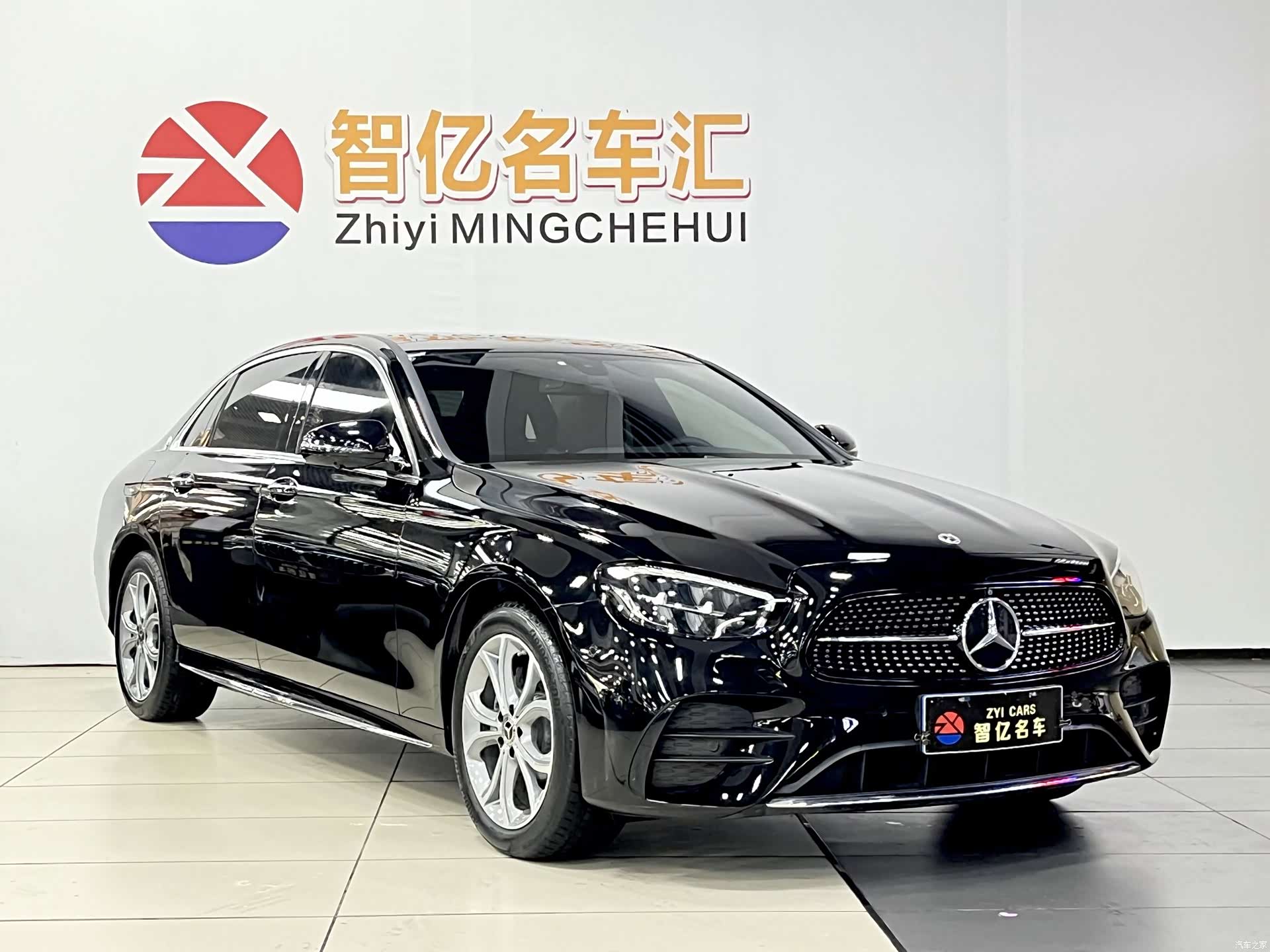 Mercedes-Benz E-Class, 2023 14