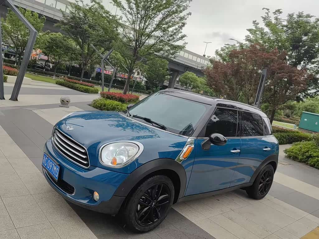 Mini COUNTRYMAN