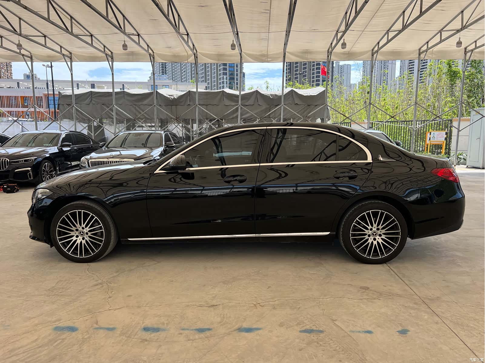 Mercedes-Benz C-Class, 2024 4