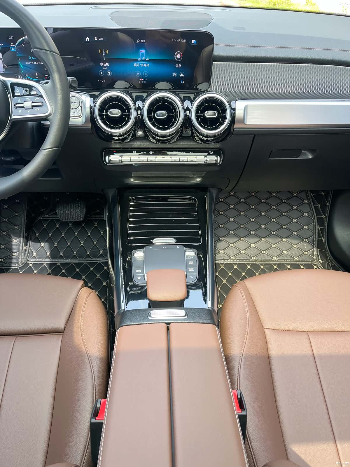 Mercedes-Benz GLB, 2023 17