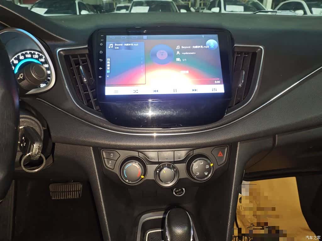 Chevrolet 320, 2019 13