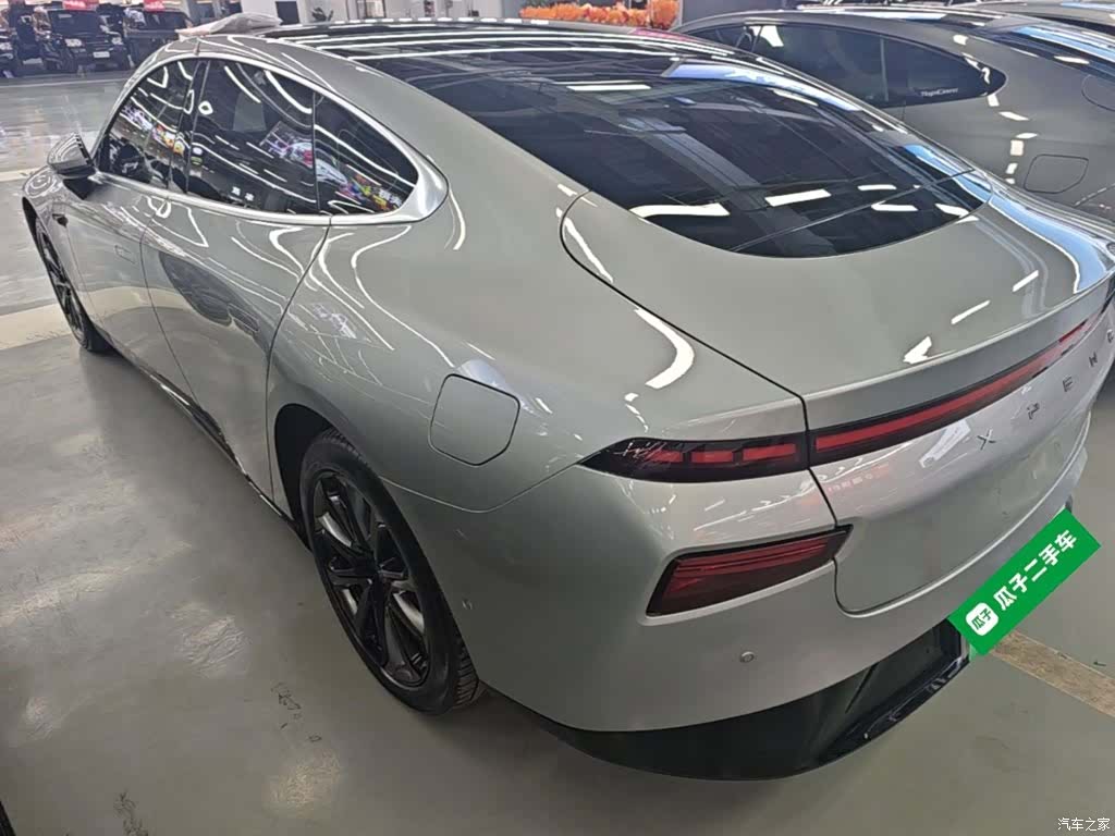 Xpeng P7, 2021 все фото