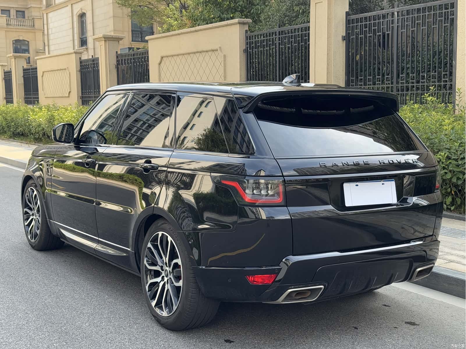 Land Rover Range Rover, 2022 все фото