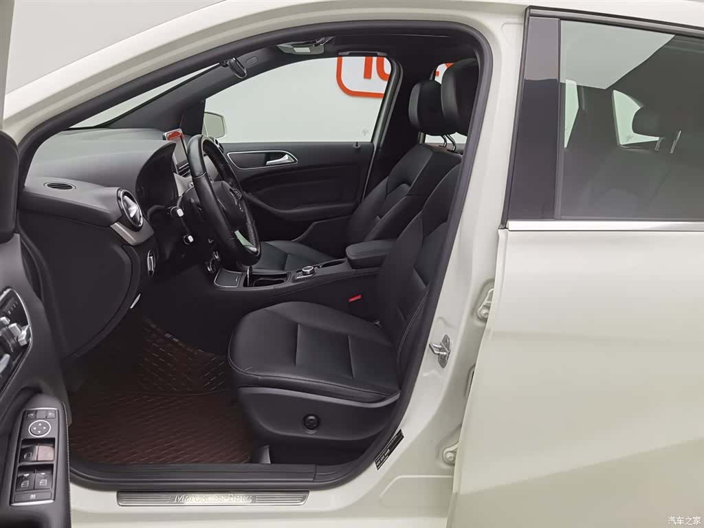 Mercedes-Benz B-Class, 2015 10