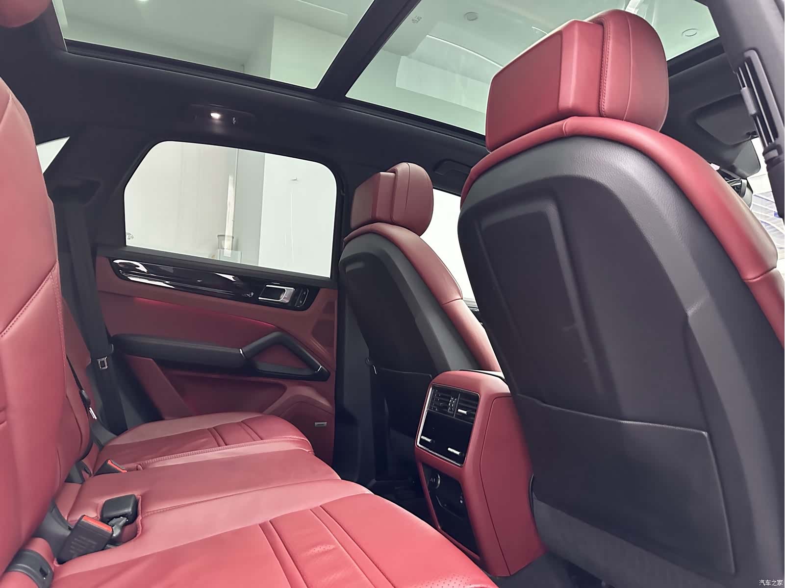 Porsche Cayenne, 2019 13