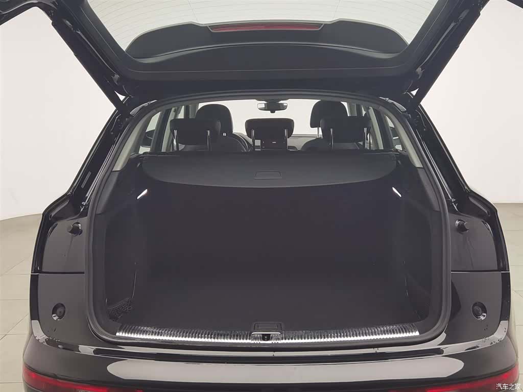 Audi Q5L, 2019 16