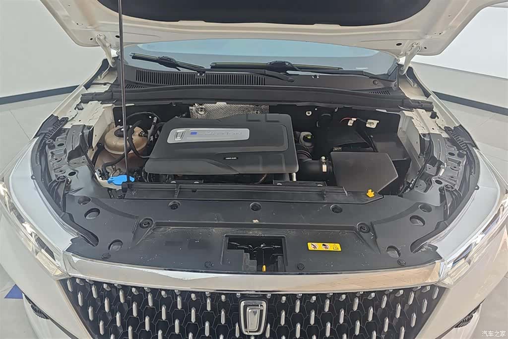 Bestune T77, 2021 10