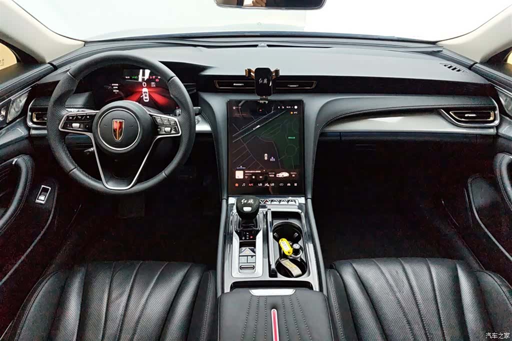 Hongqi H5, 2023 12