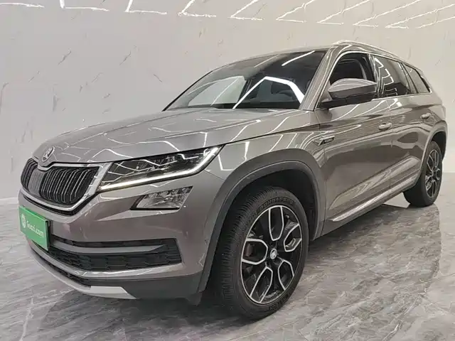 Škoda Kodiaq 2018 — купить из Китая под заказ