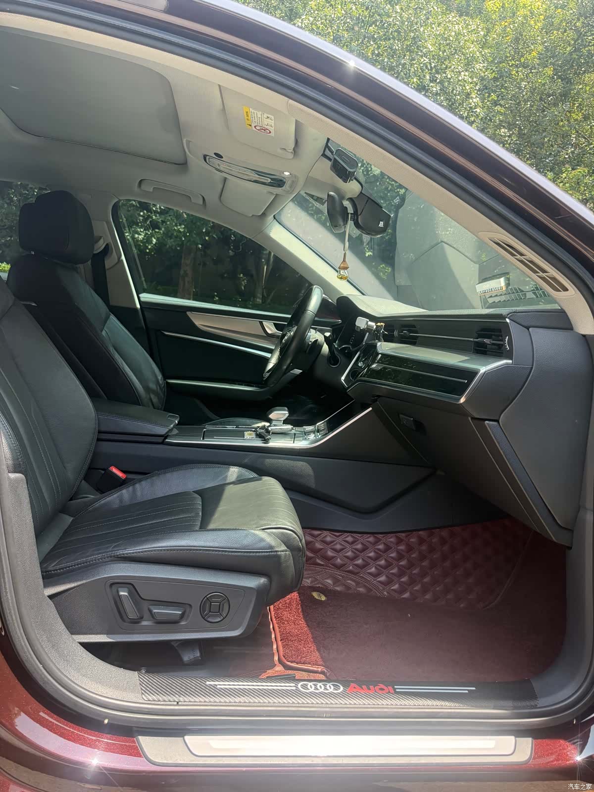 Audi A6L, 2019 9