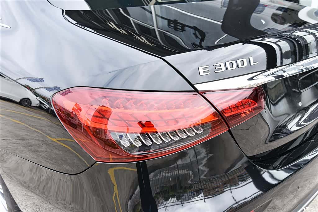 Mercedes-Benz E-Class, 2023 все фото