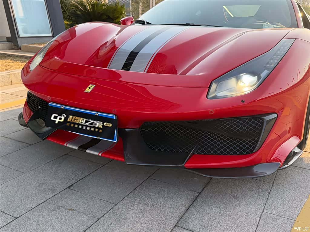 Ferrari 488, 2016 12