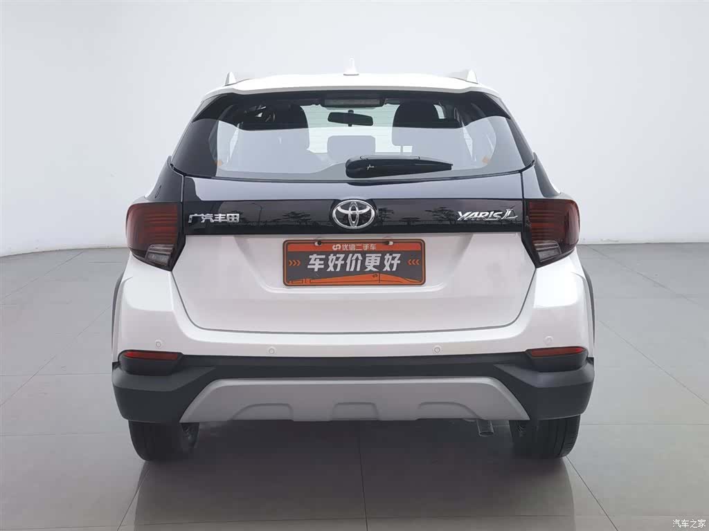 Toyota YARiS L, 2022 4