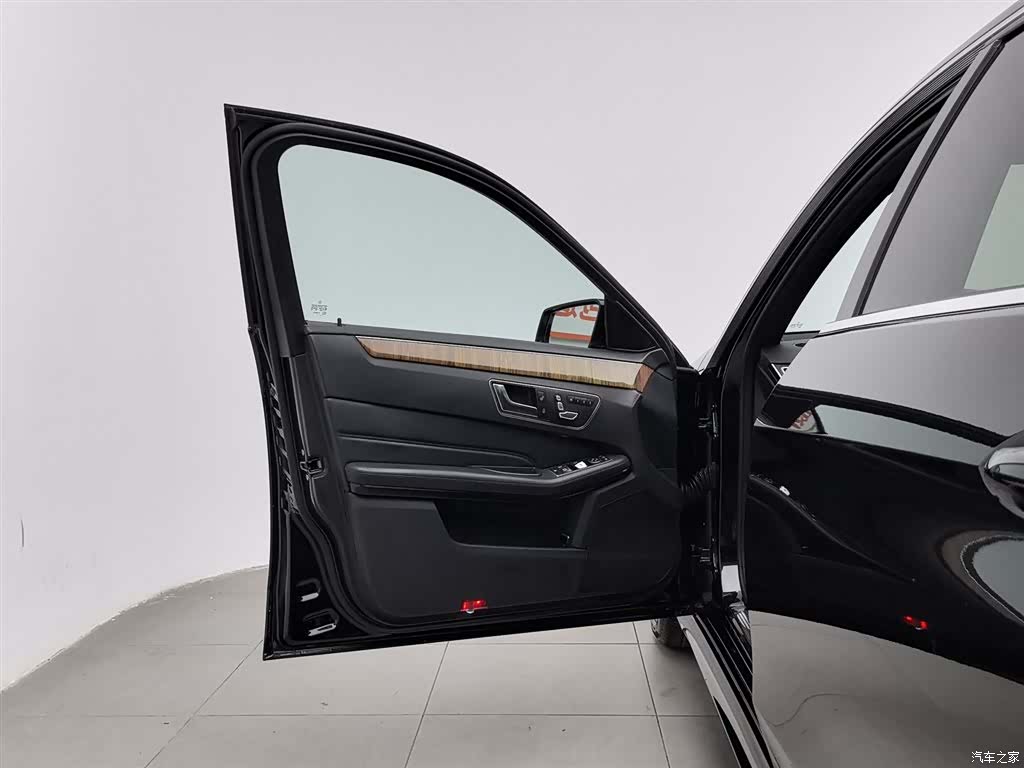 Mercedes-Benz E-Class, 2016 8