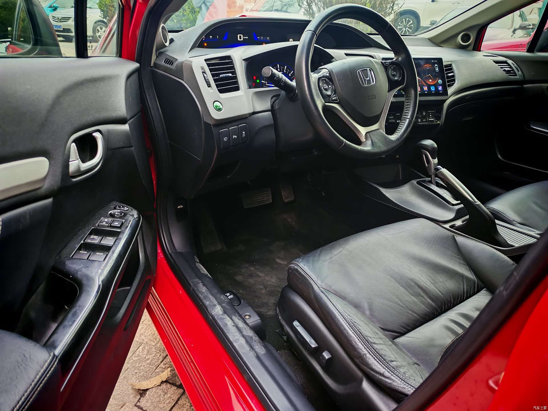 Honda Civic, 2014 12