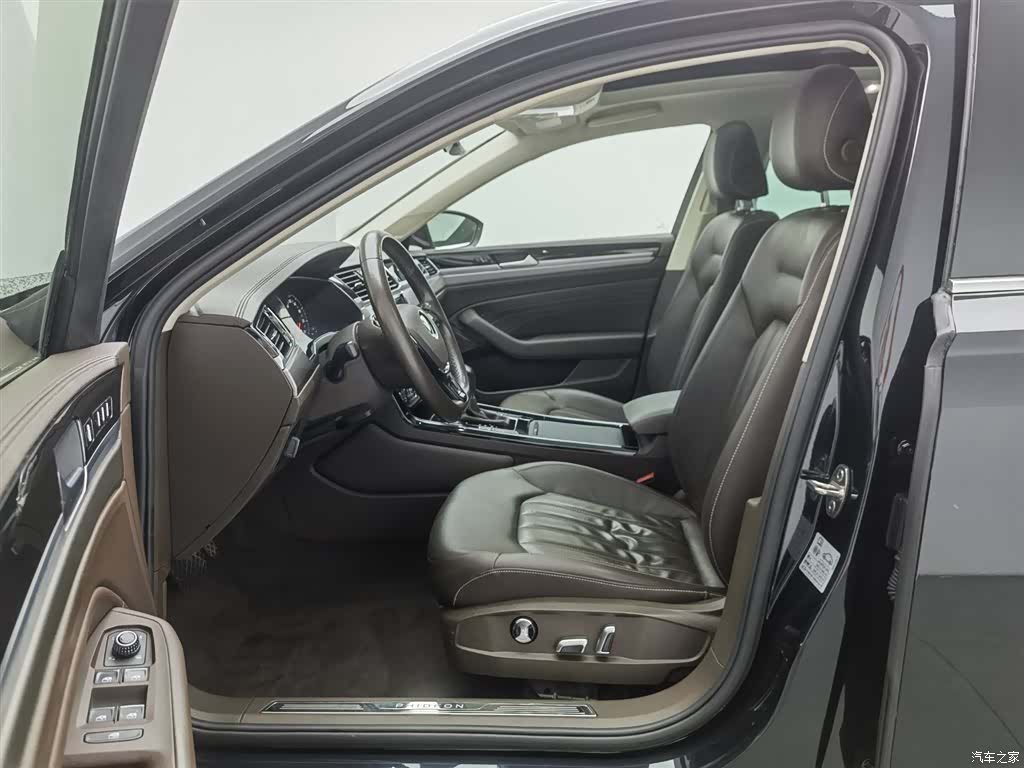 Volkswagen Phideon, 2022 10