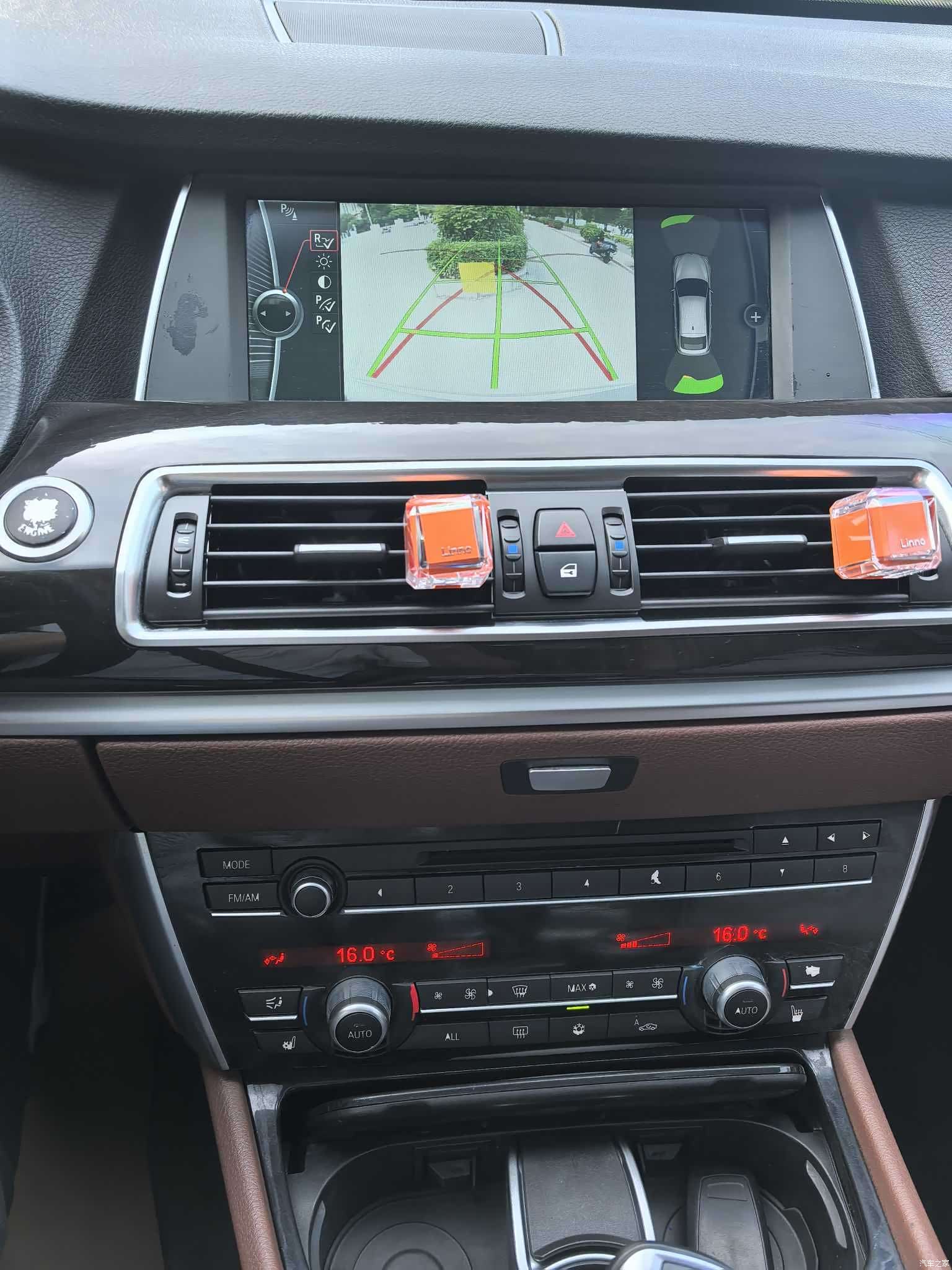 BMW 5 Series, 2011 11