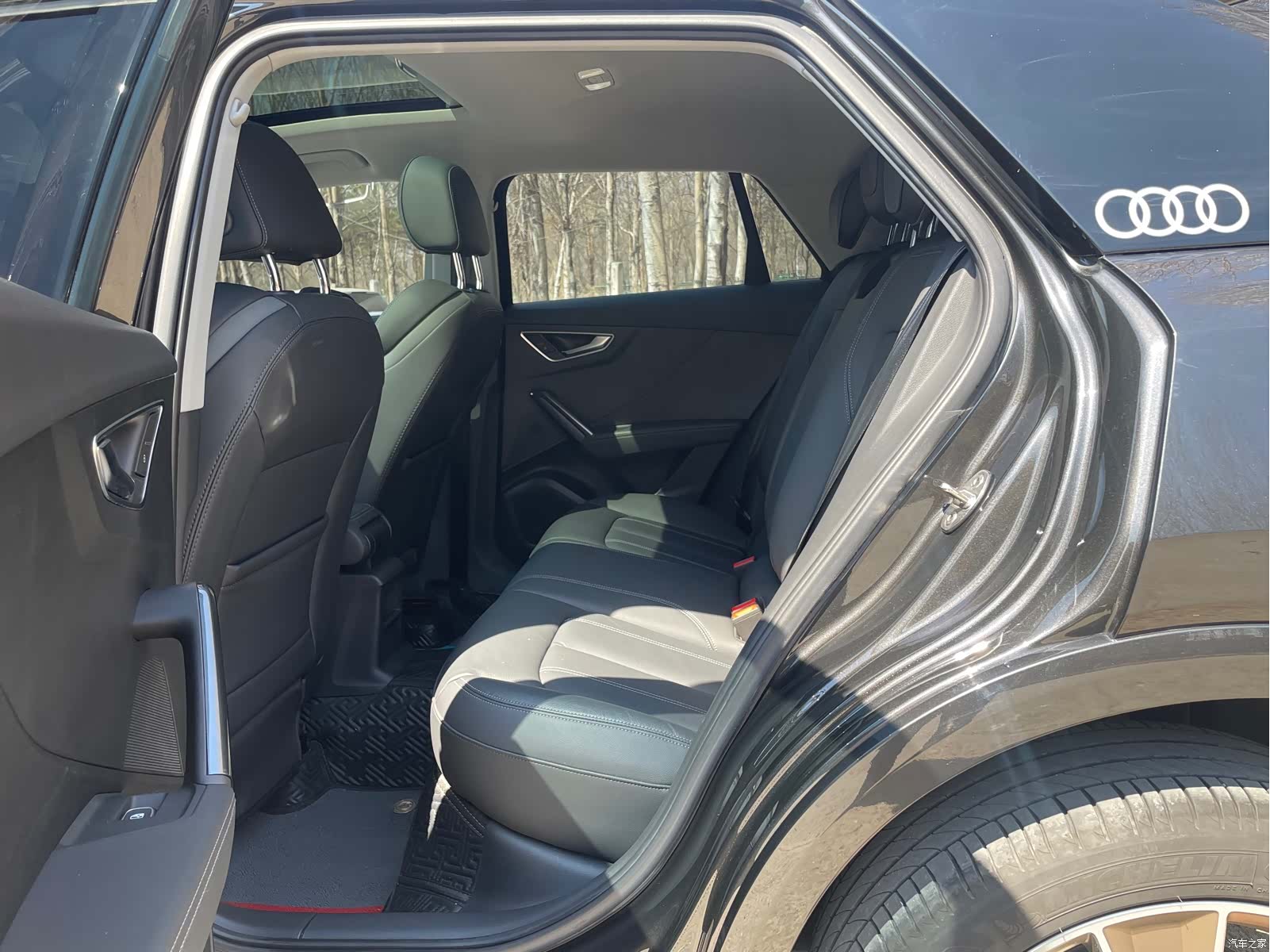 Audi Q2L, 2022 14
