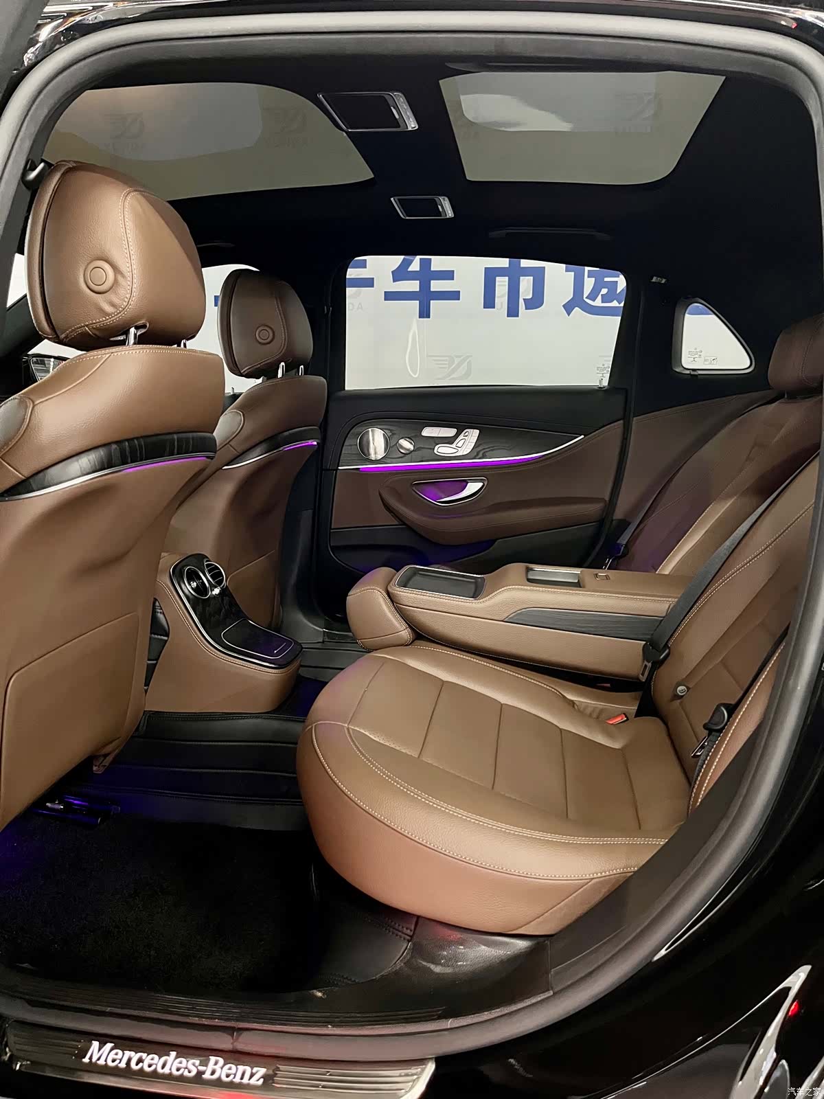 Mercedes-Benz E-Class, 2021 11