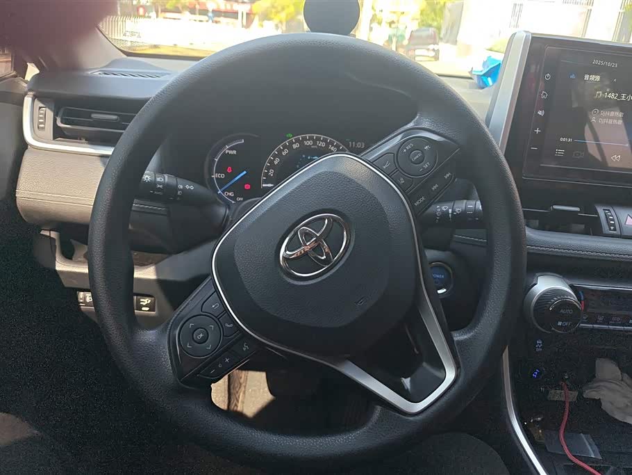 Toyota RAV4 Rongfang