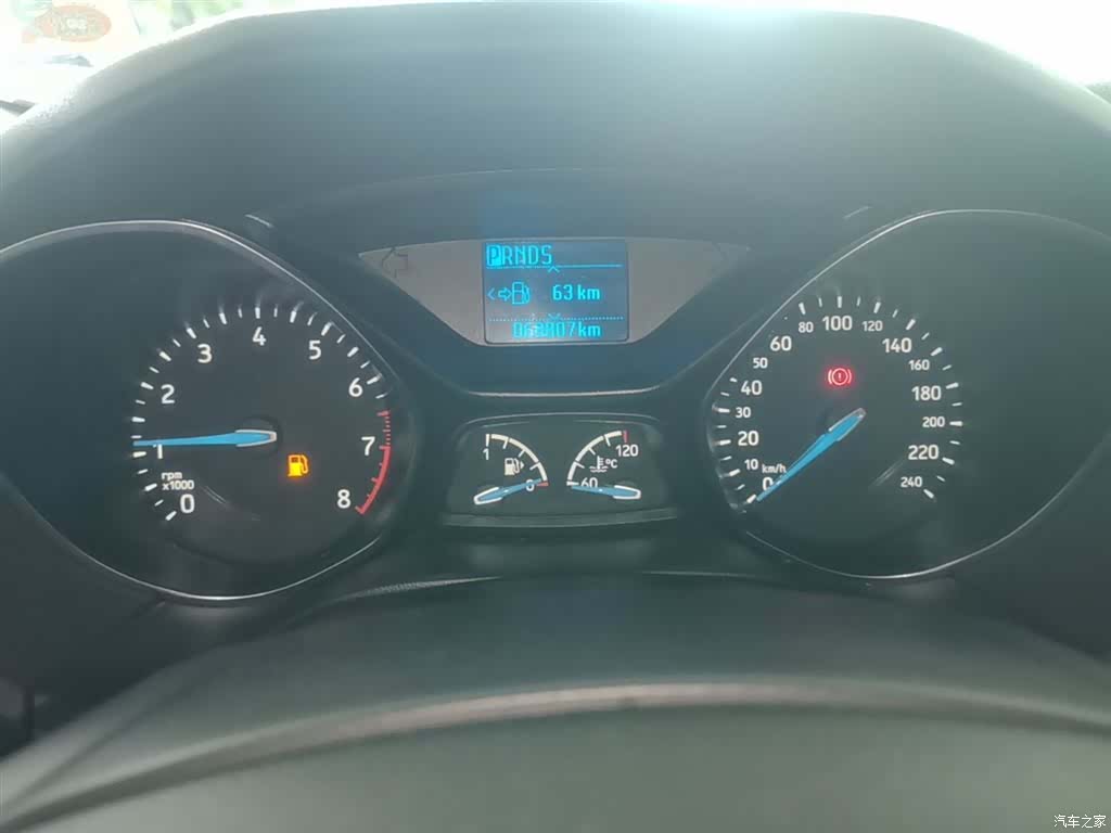Ford Focus, 2018 12