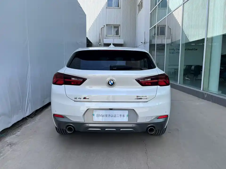 BMW X2