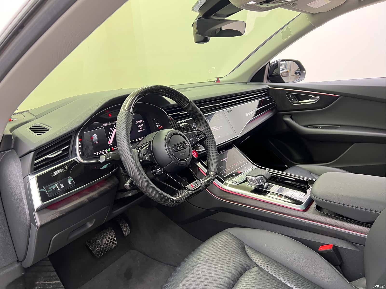 Audi Q8, 2022 16
