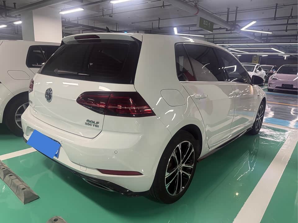 Volkswagen golf