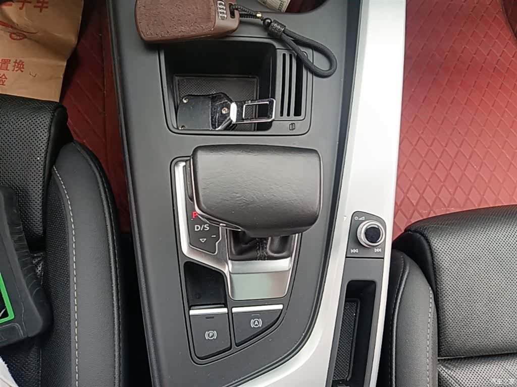 Audi A4L, 2022 14
