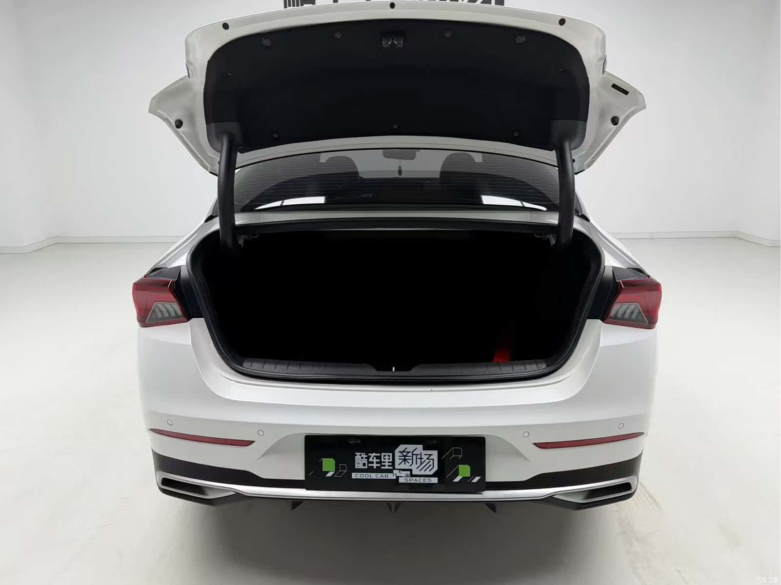 Kia K5, 2021 10