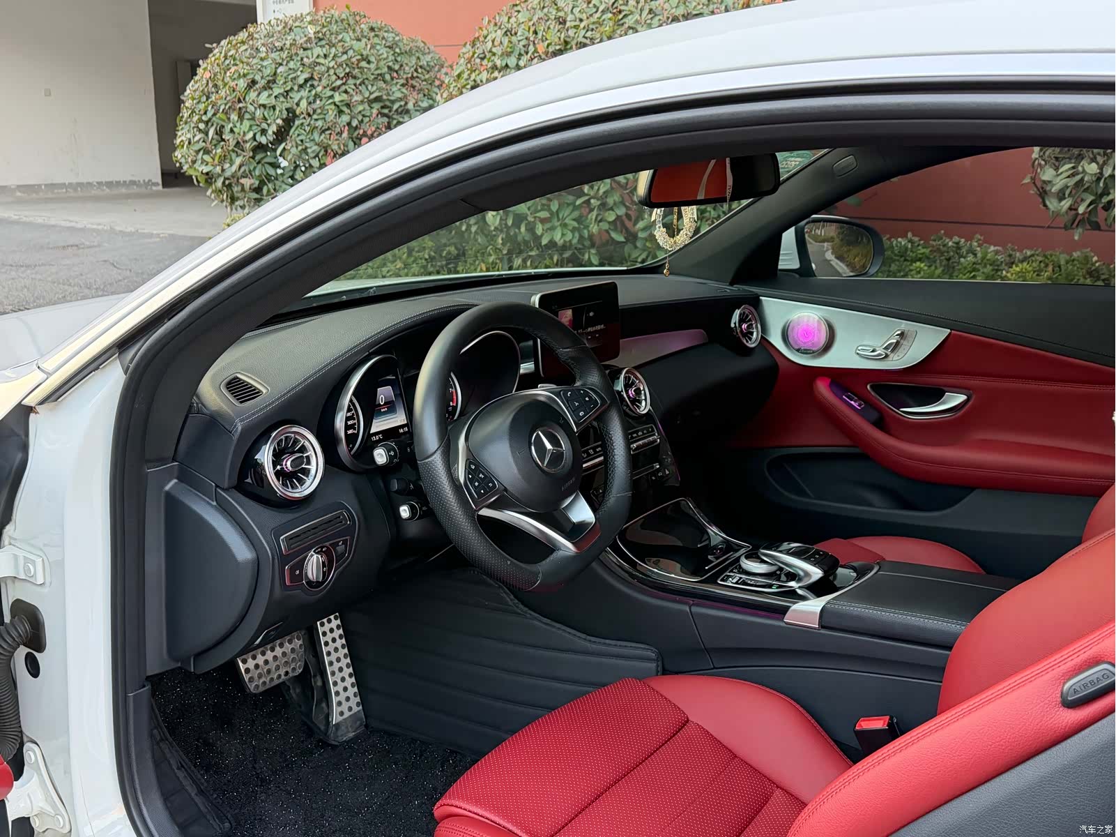 Mercedes-Benz C-Class, 2018 9