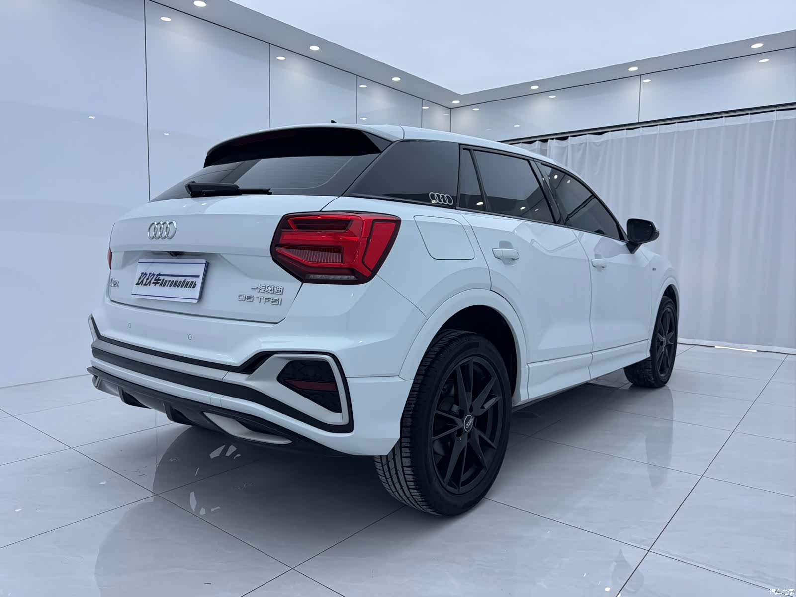 Audi Q2L, 2022 4