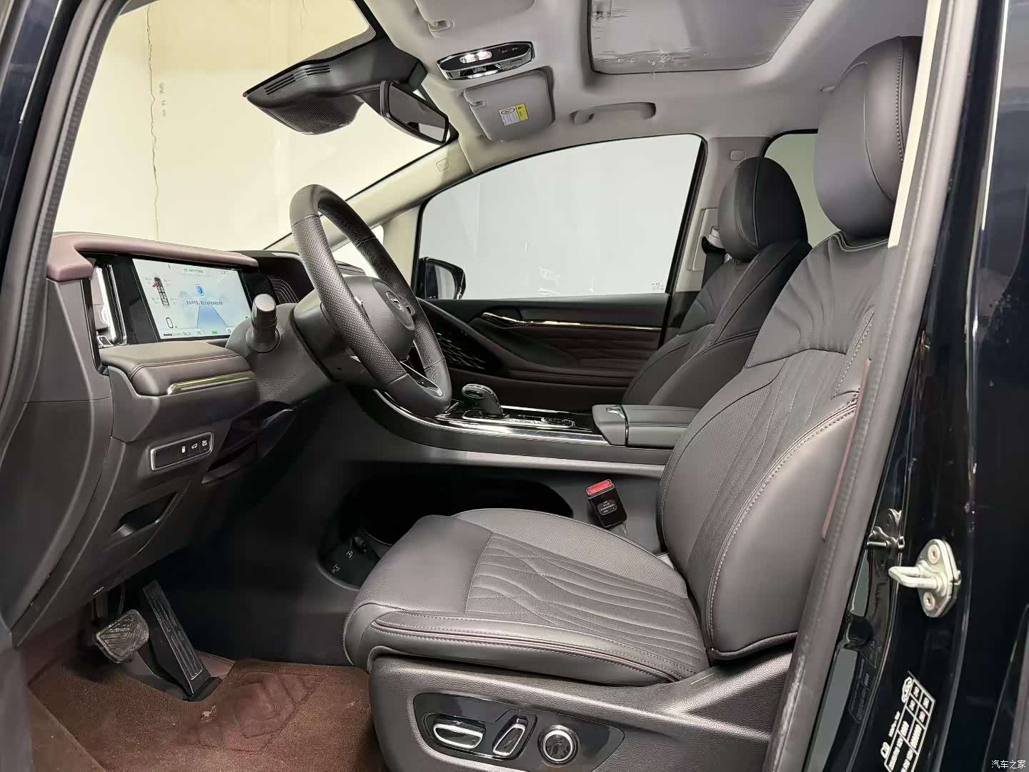 Trumpchi M8, 2025 все фото
