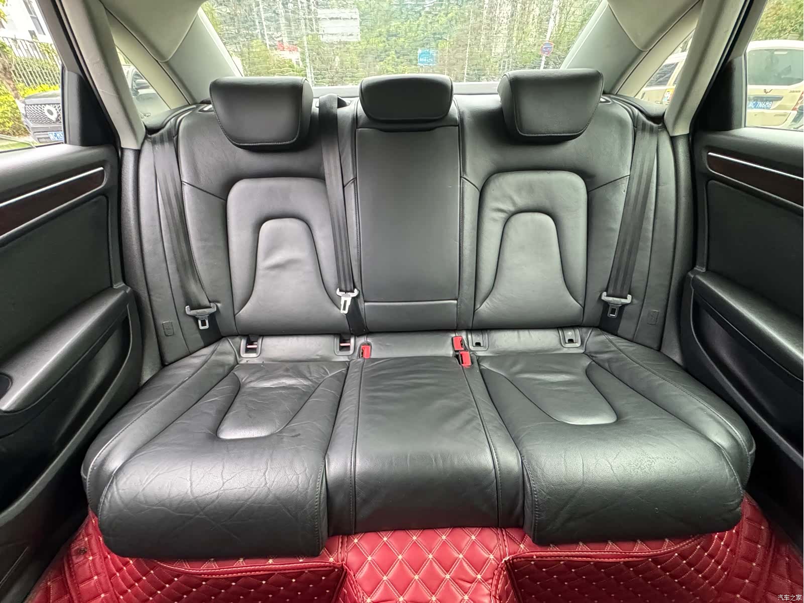 Audi A4L, 2013 23